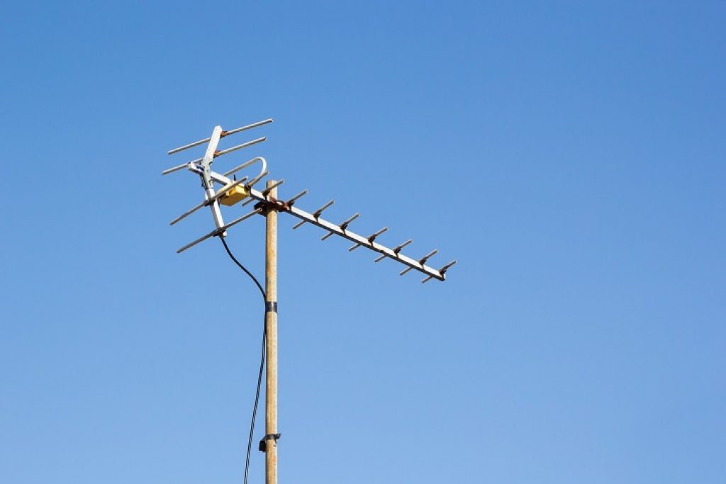 Top 10 Best Rated Long Range TV Antennas 2017 Reviews