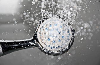 Top 10 Best Shower Head Filters – 2017 Reviews